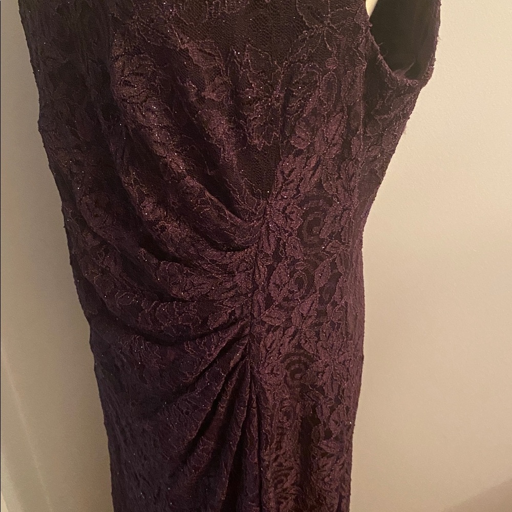 TAHARI sparking eggplant colored special occasions dress size 14 - Picture 5 of 11